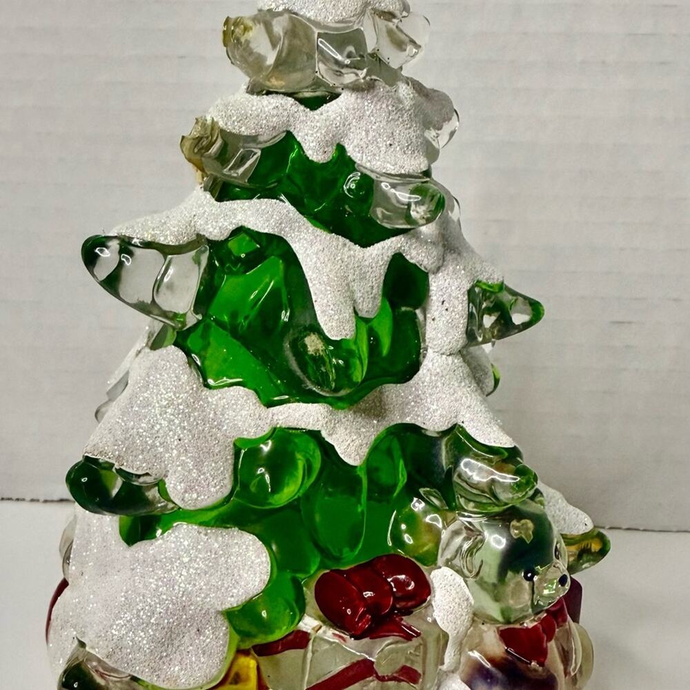 Wall light of a Christmas tree and presents with a teddy bear 6 " tall - Picture 8 of 10